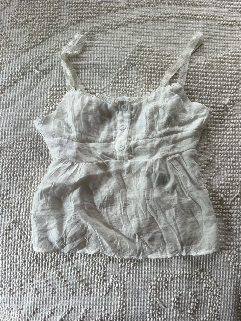White Sleeveless Button-Front lace Tank Top